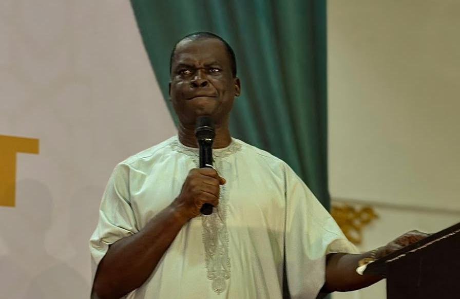 Prof. Owan-Enoh sues for unity, pledges total support for Otu at IBOE strategic engagement